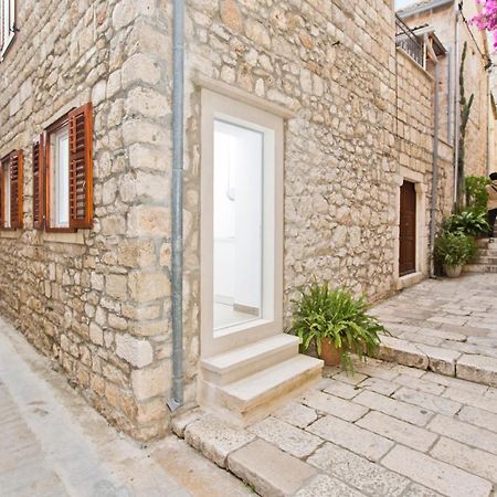 Apartman Toma Διαμέρισμα Χβαρ Εξωτερικό φωτογραφία